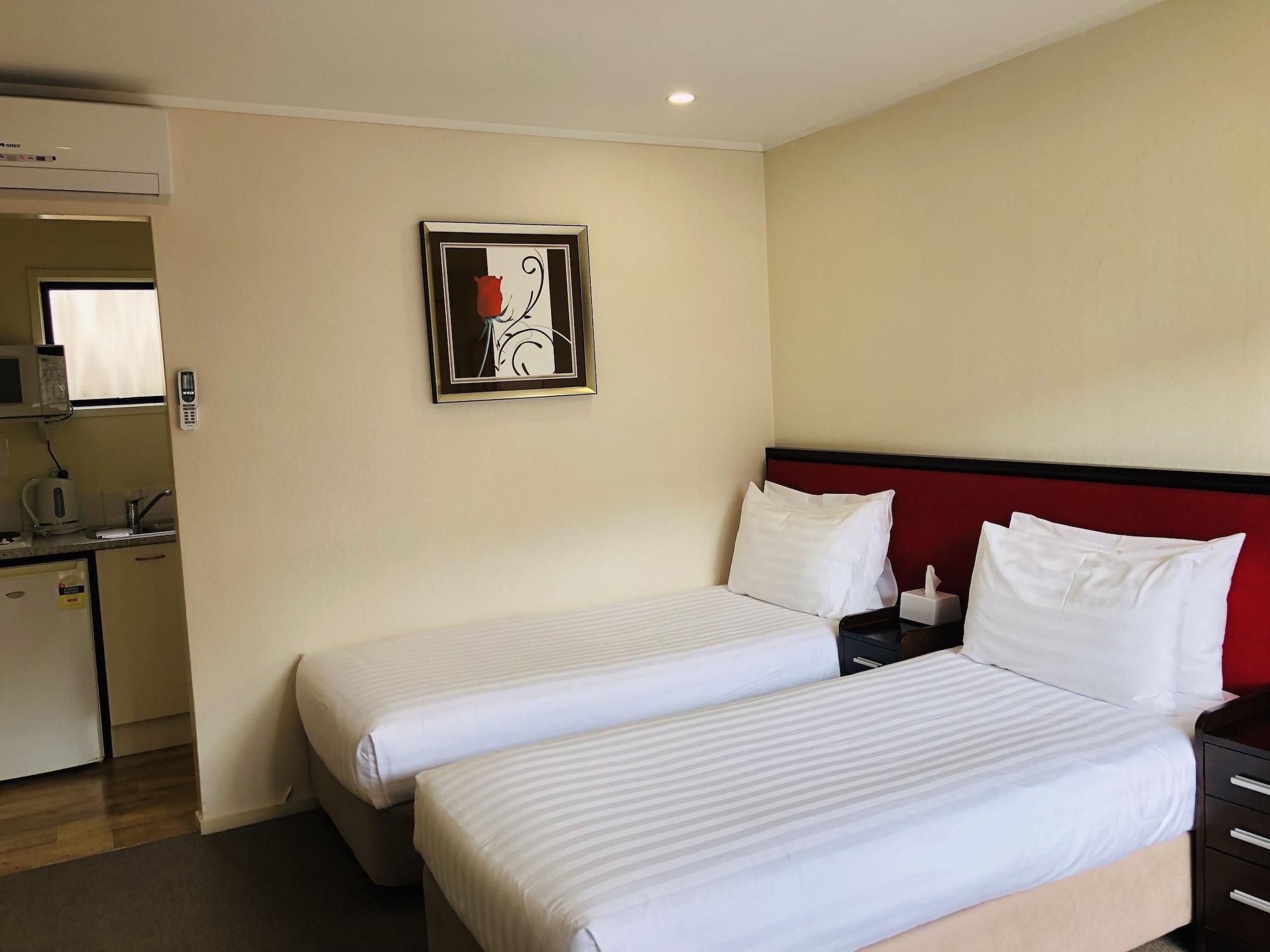 אוקלנד Tudor Court Motor Lodge מראה חיצוני תמונה