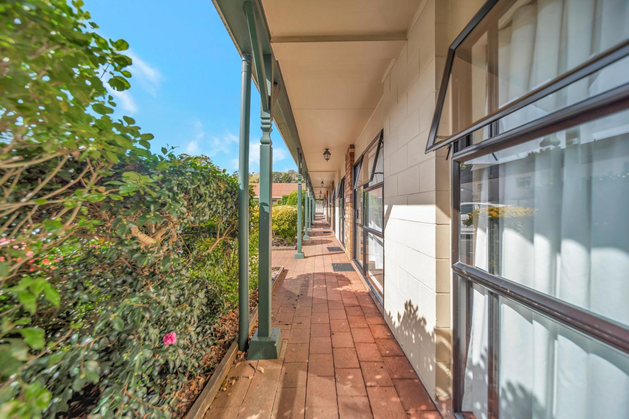 אוקלנד Tudor Court Motor Lodge מראה חיצוני תמונה